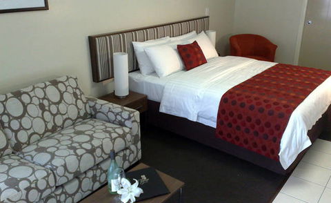Tropixx Motel And Restaurant - Accommodation Burleigh 1