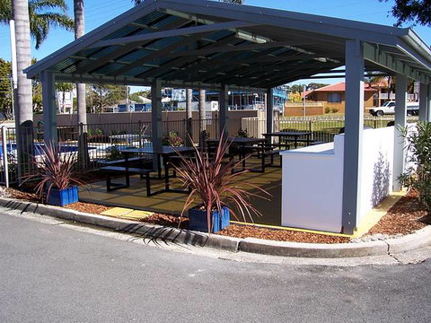 Tuncurry Beach Motel - Accommodation Burleigh 4