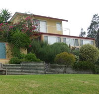 Whitby on Wallis Lakefront Holiday Cottage - Accommodation Burleigh