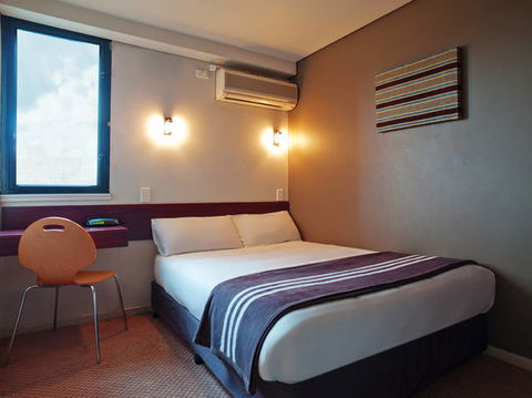 Y Hotel City South - Accommodation Burleigh 0
