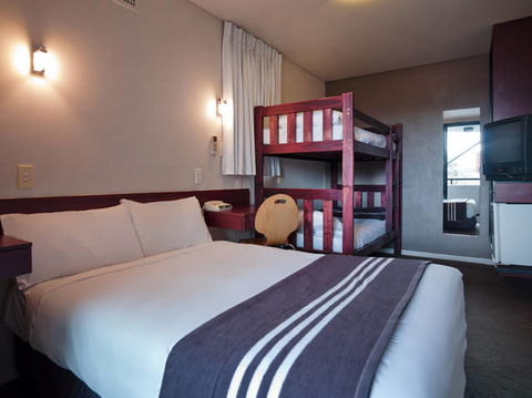 Y Hotel City South - Accommodation Burleigh 1