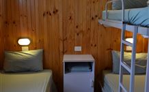 Holbrook Motor Village - Accommodation Burleigh 1