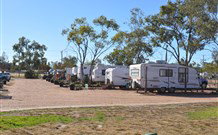 Lightning Ridge Outback Resort And Caravan Park - Lightning Ridge - Accommodation Burleigh 1
