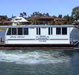 Dolphin Houseboat Holidays - Accommodation Burleigh