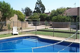 Executive Hideaway Motel - Accommodation Burleigh 0