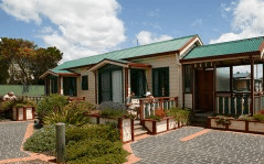 Takone ACT Accommodation Burleigh