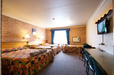 Blue Gum Motor Inn - Accommodation Burleigh 2
