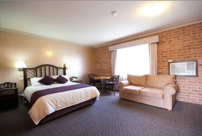 Blue Gum Motor Inn - Accommodation Burleigh 3