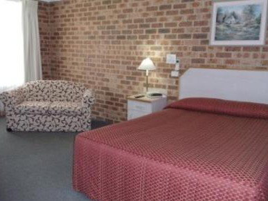 Town And Country Motor Inn Tamworth - Accommodation Burleigh 3