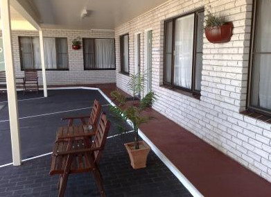 Sapphire City Motor Inn - Accommodation Burleigh 1