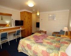 Alabaster Motel - Accommodation Burleigh 0