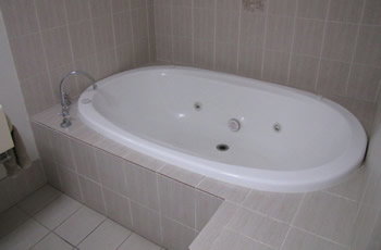 Golf Links Motel - Accommodation Burleigh 2