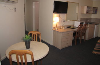 Golf Links Motel - Accommodation Burleigh 3
