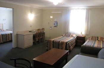 Golf Links Motel - Accommodation Burleigh 4