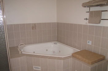 Golf Links Motel - Accommodation Burleigh 5