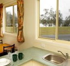 Mavis's Kitchen and Cabins - Accommodation Burleigh