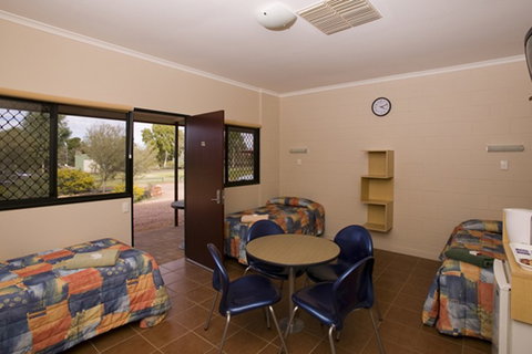 Kings Canyon Holiday Park - Accommodation Burleigh 6