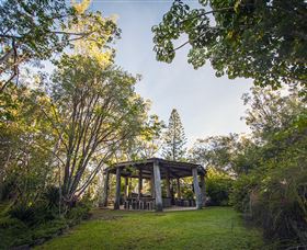 Hidden Valley Cabins - Accommodation Burleigh 3