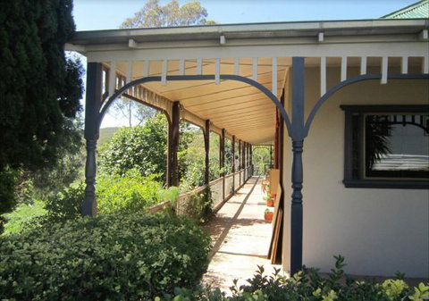 The Grande Hotel And Restaurant - Accommodation Burleigh 0