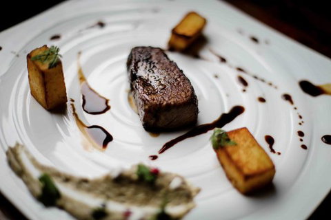 The Grande Hotel And Restaurant - Accommodation Burleigh 4