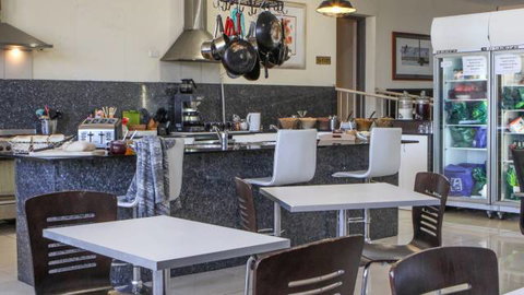 Dickson Central - Accommodation Burleigh 0