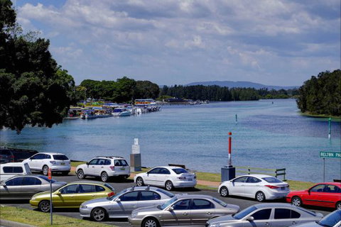 Lakes And Ocean Hotel - Accommodation Burleigh 5