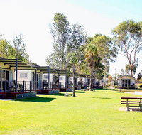 Discovery Parks - Maidens Inn Moama - Accommodation Burleigh
