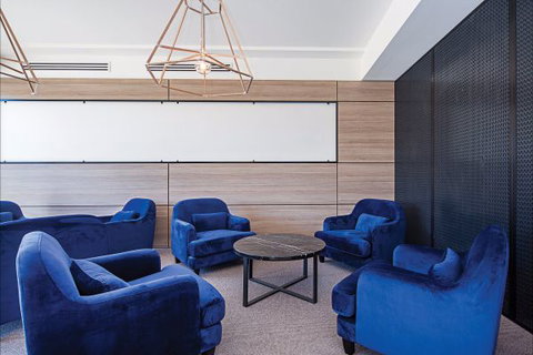 Mantra MacArthur Hotel - Accommodation Burleigh 7