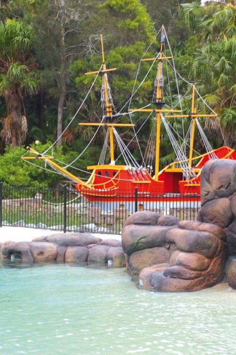 Smuggler's Cove Holiday Village - Accommodation Burleigh 3