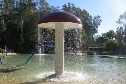 Smuggler's Cove Holiday Village - Accommodation Burleigh 6