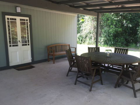Blackwattle Farm Bed And Breakfast And Farm Stay - Accommodation Burleigh 6