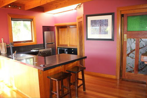 Bridge View Retreat - Accommodation Burleigh 1