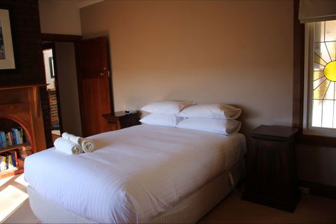 Bridge View Retreat - Accommodation Burleigh 3