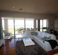 LJ Hooker Goolwa Holiday Rentals - 42 Underwood Avenue Goolwa Beach - Accommodation Burleigh