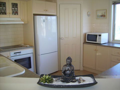 Century 21 SouthCoast: Hayman - Accommodation Burleigh 2