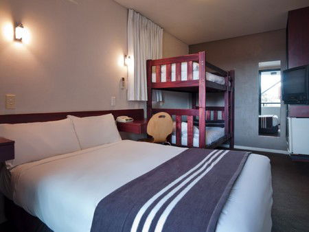 Y Hotel City South - Accommodation Burleigh 2