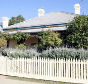 Florennes Heritage Cottage - Accommodation Burleigh