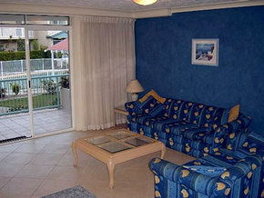 Runaway Cove Luxury Apartments - Accommodation Burleigh 3