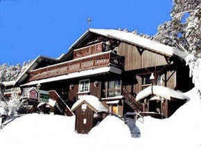 Karelia Alpine Lodge - Accommodation Burleigh 3