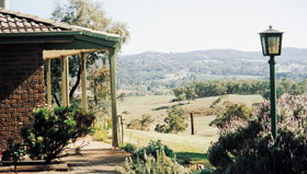 Fairview Ridge Bed & Breakfast - Accommodation Burleigh 0