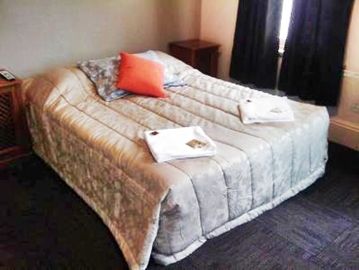 Silk Accommodation - Accommodation Burleigh 1