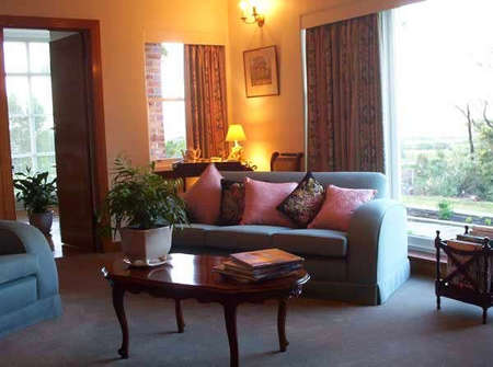 Riverside TAS Accommodation Burleigh