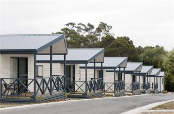 St Helens Caravan Park - Accommodation Burleigh 4