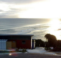 Freycinet Beach Apartments - Accommodation Burleigh