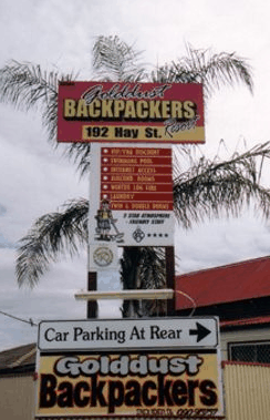 Gold Dust Backpackers YHA - Accommodation Burleigh