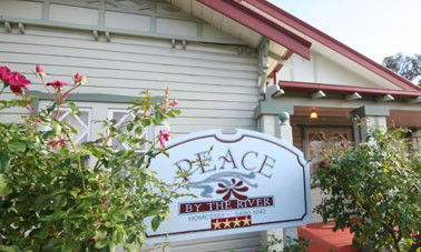 Peace By The River Homestay - Accommodation Burleigh 0
