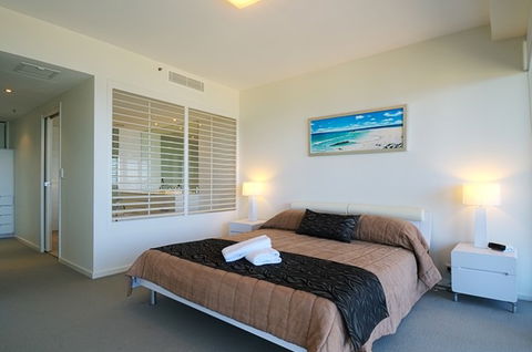 Ultra Broadbeach - Accommodation Burleigh 4