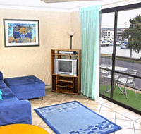 Bayswaterfront Apartments - Accommodation Burleigh