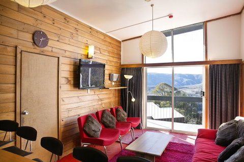 Kilimanjaro Alpine Apartments - Accommodation Burleigh 3