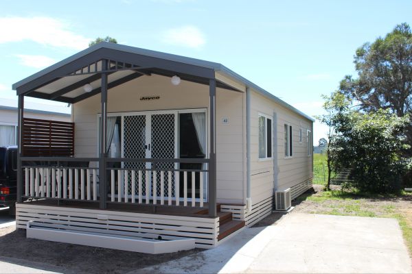 Dandenong South VIC Accommodation Burleigh